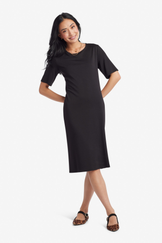 Womens short sleeve black crew neck modest dress