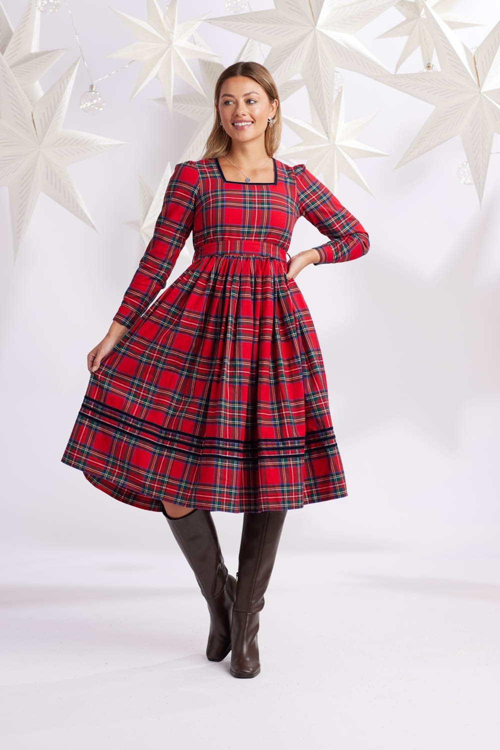 Red black plaid dress deals